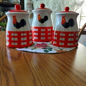3 Country Rooster canisters